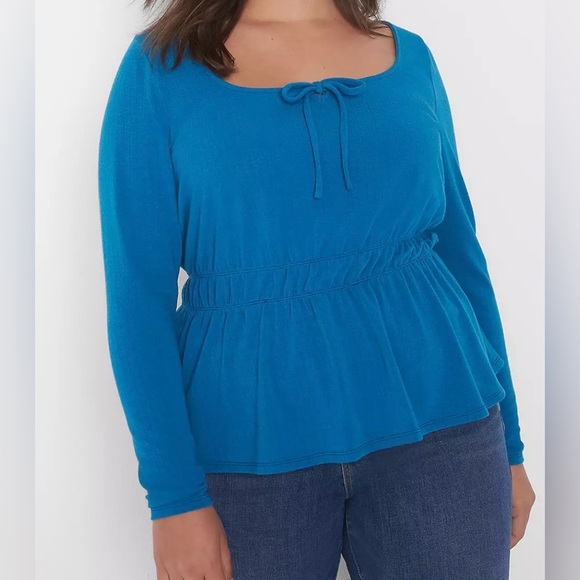 NWOT LANE BRYANT Classic Long-Sleeve Square-Neck With Keyhole Top Size 22/24‎ - Picture 2 of 8
